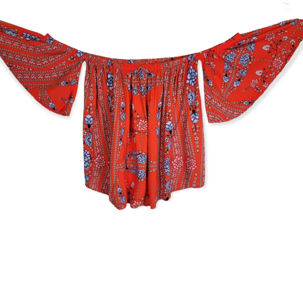 Jaase Red Floral Off Shoulder Flutter Sleeve Flowy Top, EUC, size Medium - Picture 3 of 5